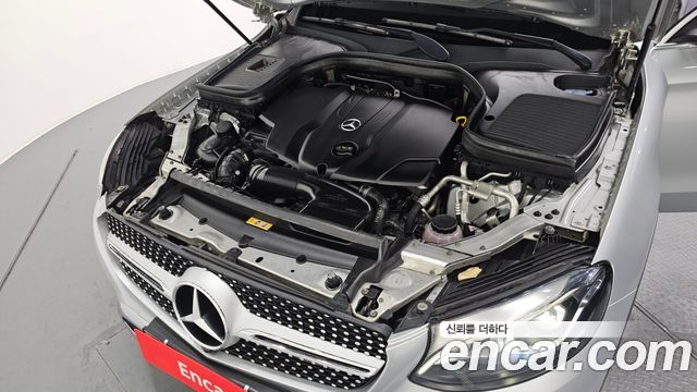 Mercedes-Benz GLC-Class 2017 — photo 6