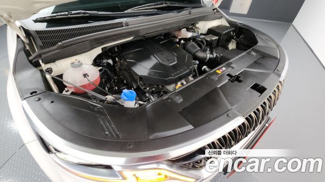 Kia Canival 2021 — photo 6