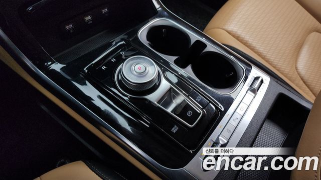 Kia Canival 2021 — photo 9