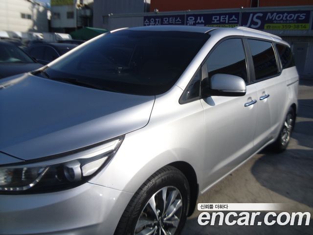 Kia Canival 2015 — photo 2