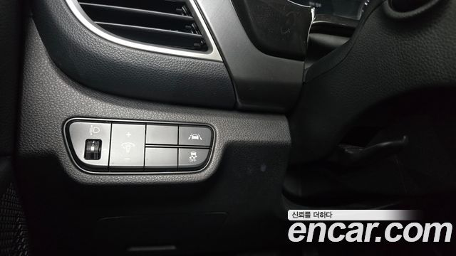 Kia Seltos 2023 — photo 16