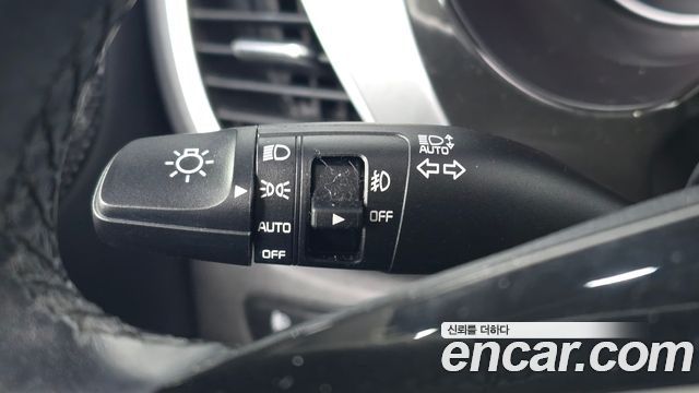 Kia Seltos 2023 — photo 17