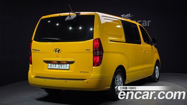 Hyundai Starex 2019 — photo 2