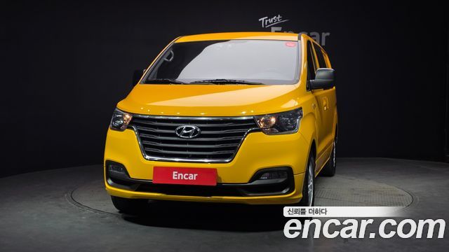 Hyundai Starex 2019 — photo 3