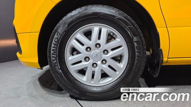 Hyundai Starex 2019 — photo 5