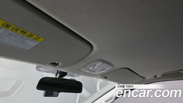 Hyundai Starex 2019 — photo 15