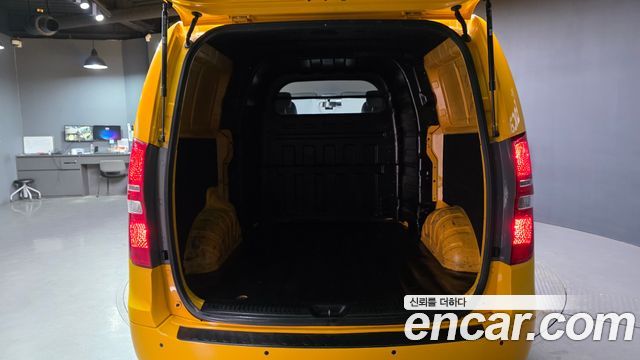 Hyundai Starex 2019 — photo 20
