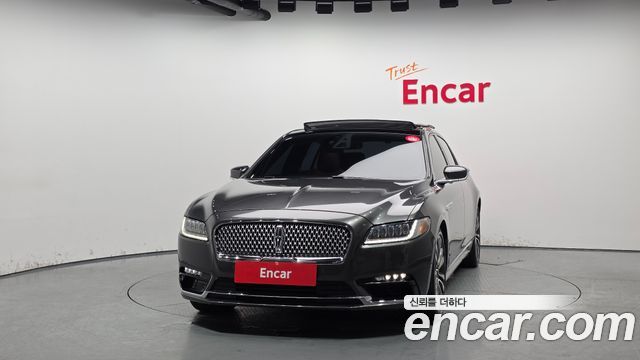 Lincoln Continental 2018 — photo 3
