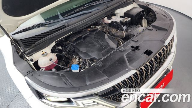 Kia Canival 2021 — photo 6