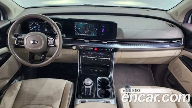 Kia Canival 2021 — photo 7