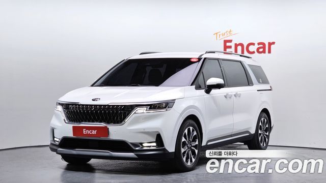 Kia Canival 2021 — photo 1