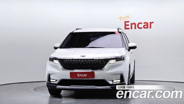 Kia Canival 2021 — photo 3