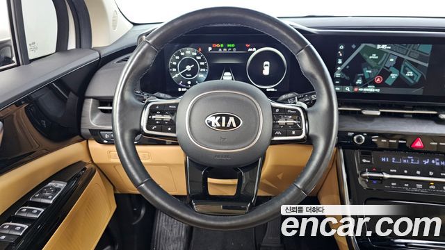 Kia Canival 2021 — photo 13