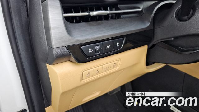 Kia Canival 2021 — photo 16