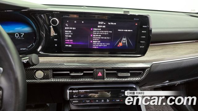 Kia K5 2021 — photo 17