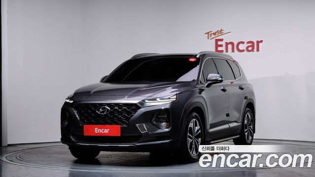 Hyundai Santafe 2019 — photo 1