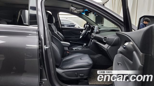 Hyundai Santafe 2019 — photo 11