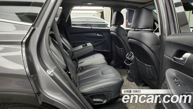 Hyundai Santafe 2019 — photo 12