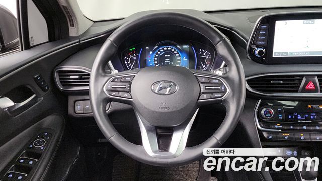 Hyundai Santafe 2019 — photo 13