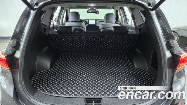 Hyundai Santafe 2019 — photo 20