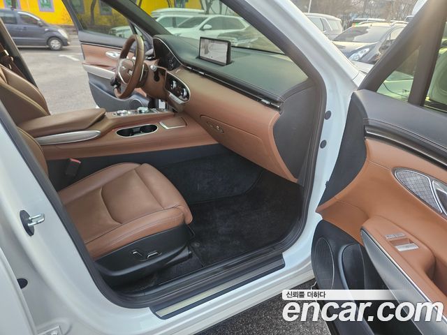 Genesis GV70 2021 — photo 16
