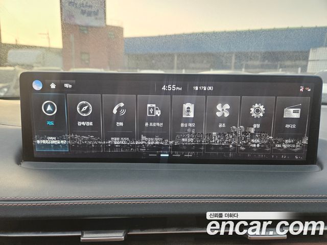 Genesis GV70 2021 — photo 20