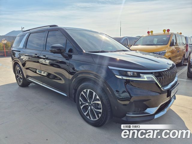 Kia Canival 2021 — photo 5