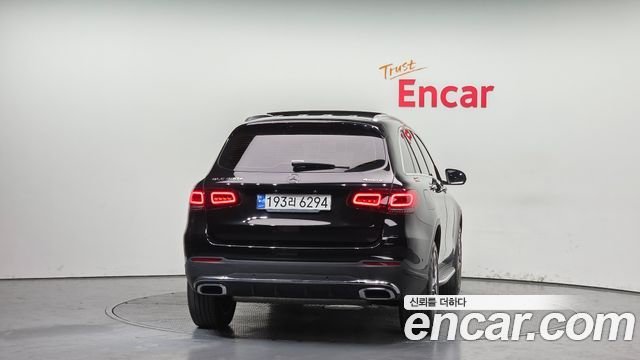 Mercedes-Benz GLC-Class 2022 — photo 4