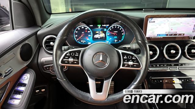 Mercedes-Benz GLC-Class 2022 — photo 13