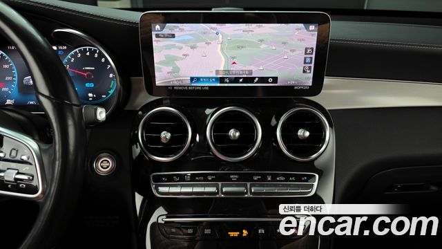 Mercedes-Benz GLC-Class 2022 — photo 19