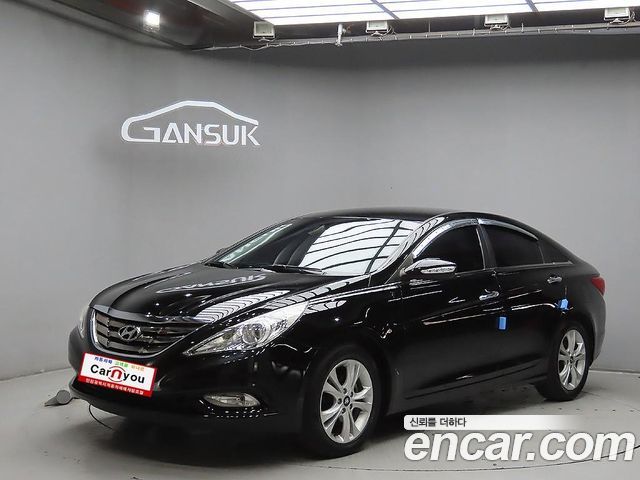 Hyundai Sonata 2011 — photo 1