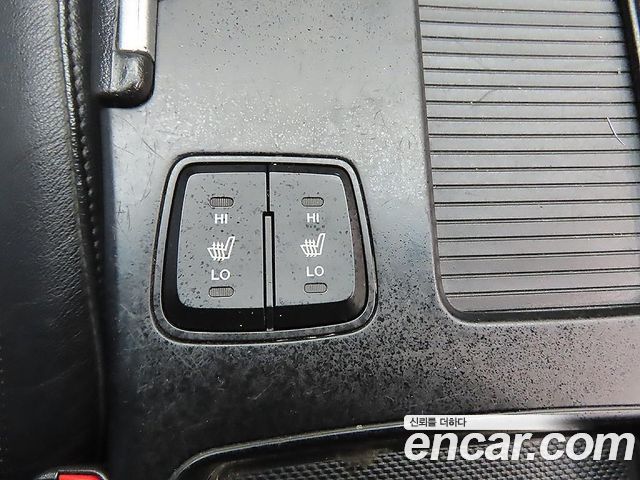 Hyundai Sonata 2011 — photo 17