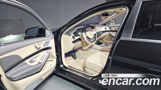 Mercedes-Benz S-Class 2016 — photo 10