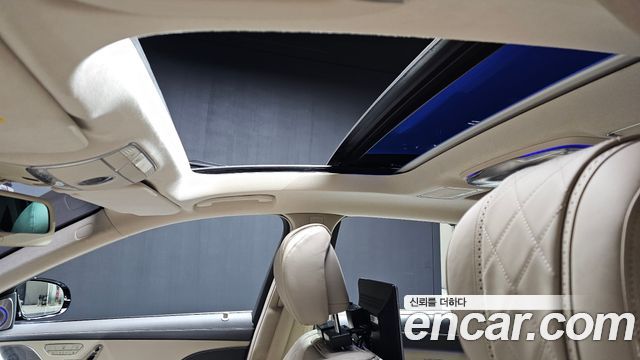 Mercedes-Benz S-Class 2016 — photo 19