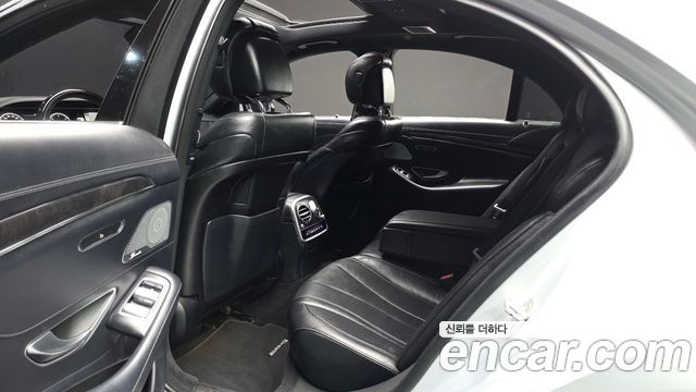 Mercedes-Benz S-Class 2017 — photo 12