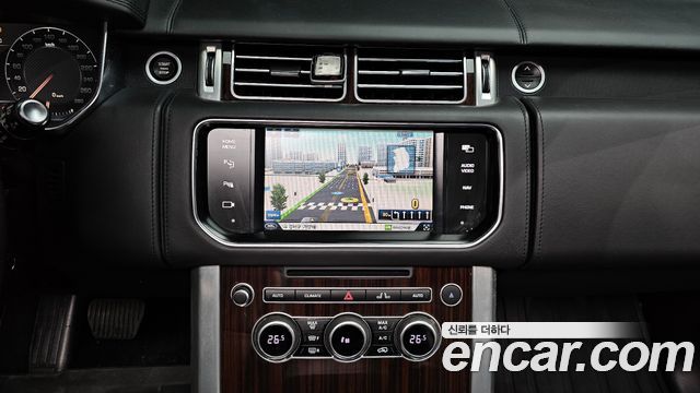 Land Rover Range Rover 2014 — photo 14