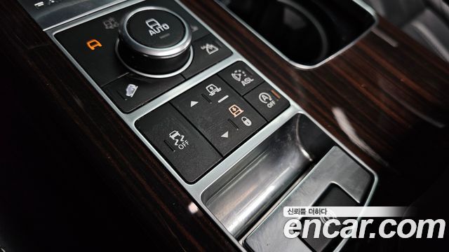 Land Rover Range Rover 2014 — photo 18
