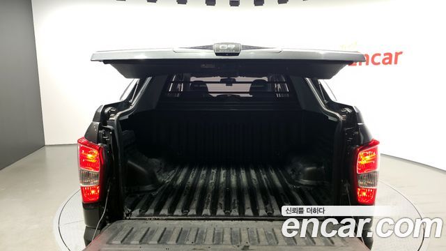 KG Mobility Rexton 2019 — photo 20