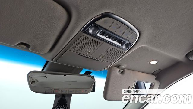 Genesis G90 2019 — photo 19