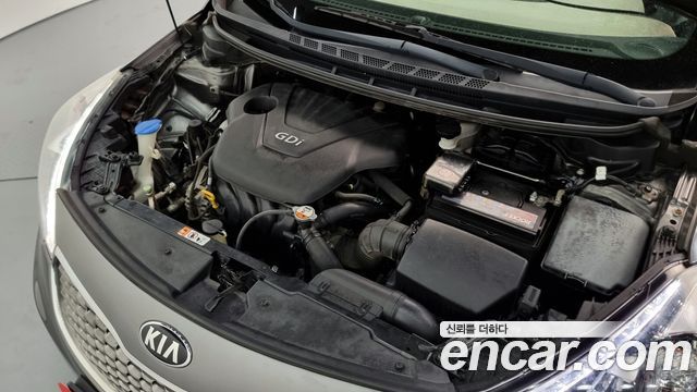 Kia K3 2013 — photo 6