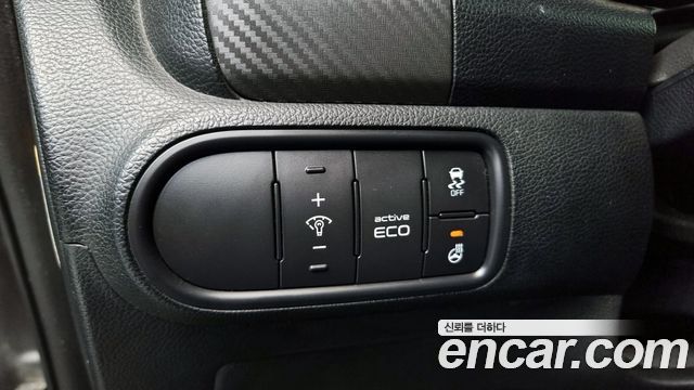 Kia K3 2013 — photo 14