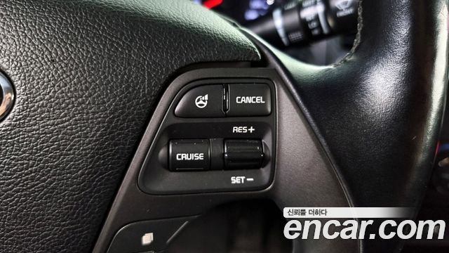 Kia K3 2013 — photo 18