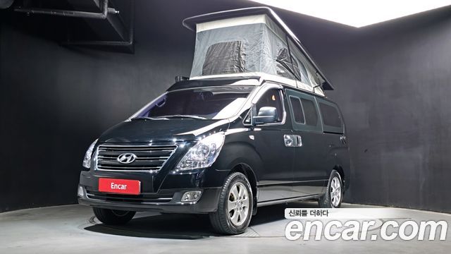 Hyundai Starex 2017 — photo 1
