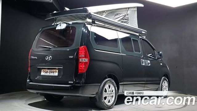 Hyundai Starex 2017 — photo 2