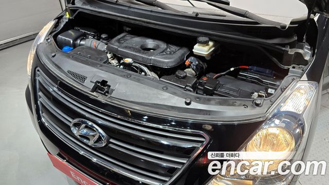 Hyundai Starex 2017 — photo 6