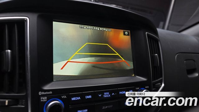 Hyundai Starex 2017 — photo 17