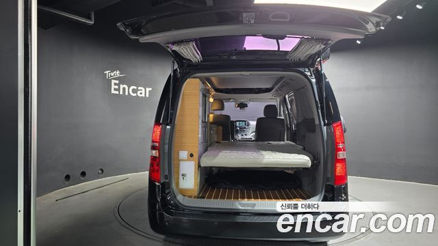 Hyundai Starex 2017 — photo 20