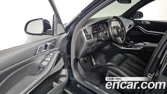BMW X7 2020 — photo 11