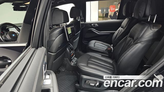 BMW X7 2020 — photo 12