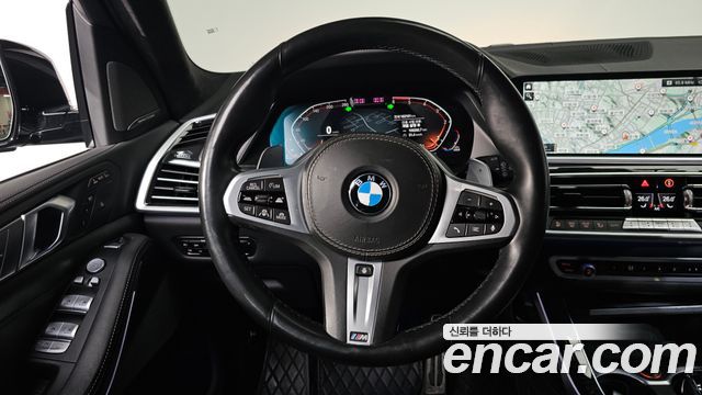 BMW X7 2020 — photo 13